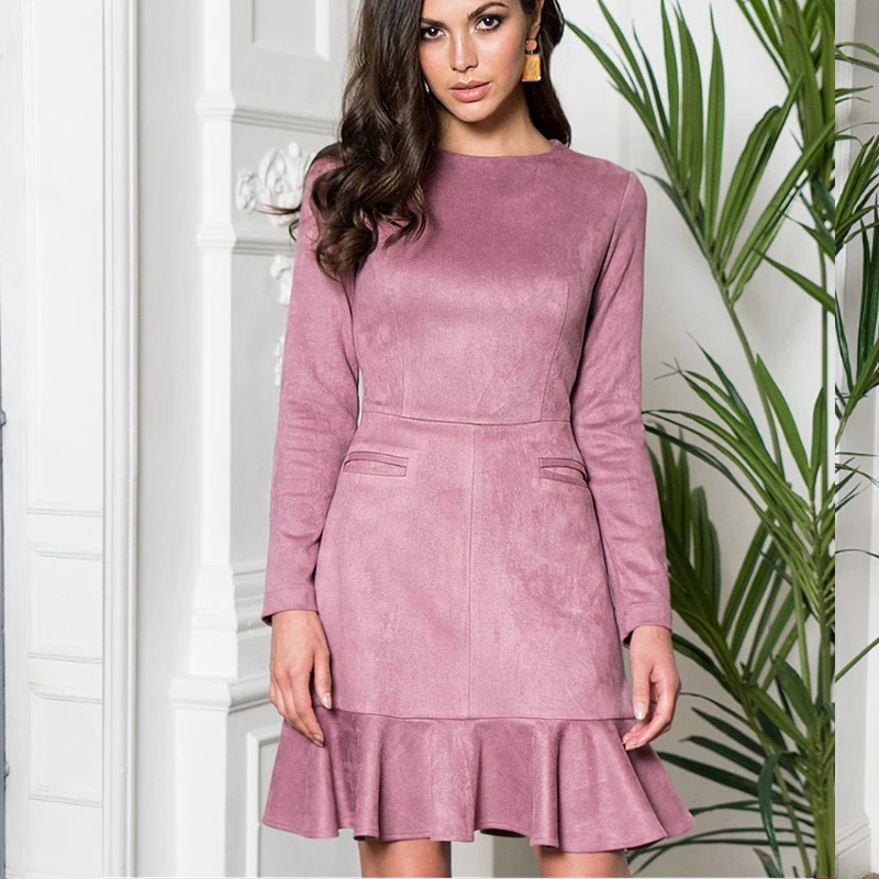 Женское бархатное винтажное платье футляр с оборками элегантное вечернее