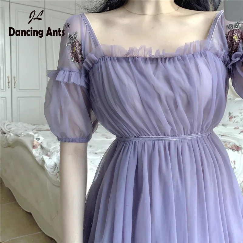 Платье трапеция с коротким рукавом фонариком и квадратным вырезом|Женские