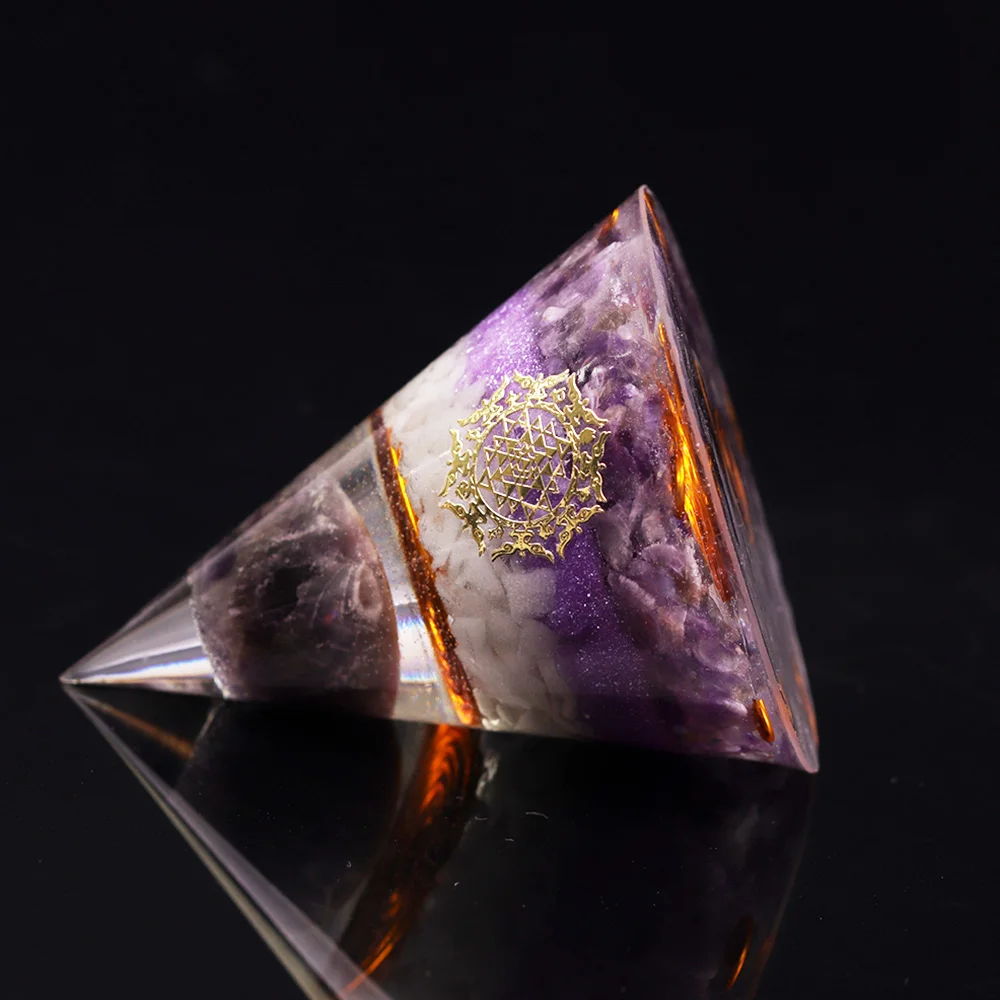 Orgonite Pyramid Amethystine With Copper Luminous Chakra Energy Handmade Resin Decorative Craft Jewelr |