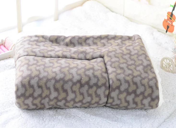 Gray bone 14 Стиль Коврик для собак зимние одеяла для домашних животных утолщаются теплые питомники 100*70 см кушетка для собак и кровати для домашних животных маленький средний большой коврик для собак мягкая подушка - Цвет: Gray bone
