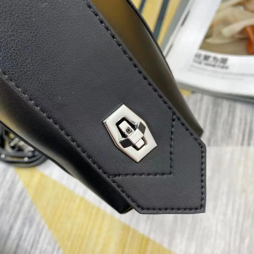 

New Women's Handbag Fashion Designer High Quality Large Capacity Global Tote Bag Free Shipping