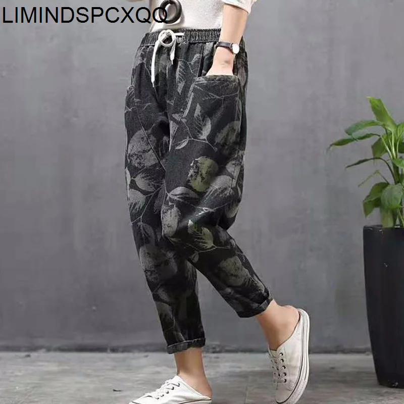 

2021 Summer Chinese Fashion Ladies Vintage Denim Trousers Womens Floral Printed Loose Jeans Elastic Pants Plus Size Pantalon New