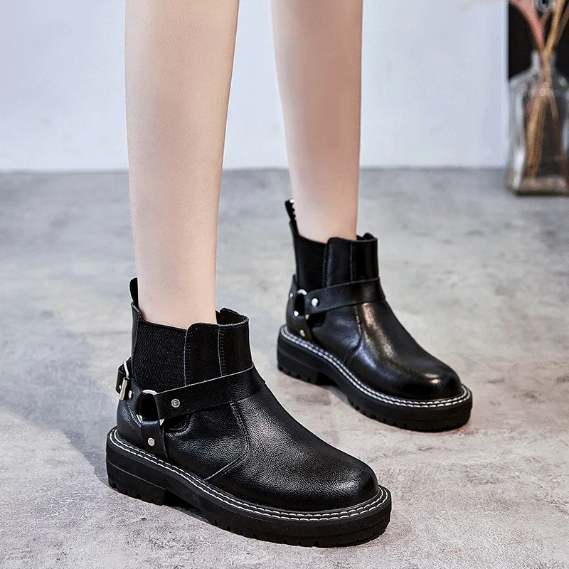 Женская обувь; botas mujer; сезон осень; коллекция года; женские Ботинки martin; модные брендовые женские ботильоны из натуральной кожи с перекрестной шнуровкой; Цвет Черный