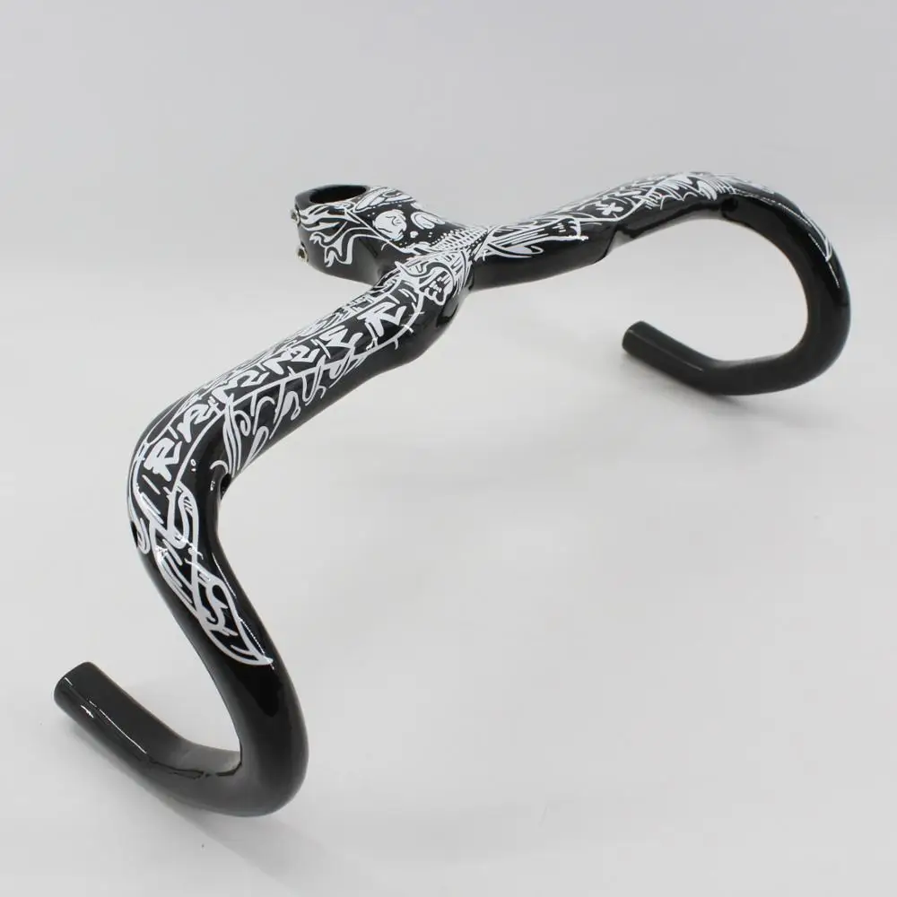 Дорожный велосипед с черепами выполненный по индивидуальному заказу 3K полностью