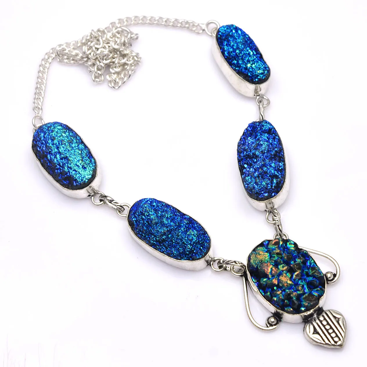 

Genuine Titanium Druzy Silver Overlay over Copper, 49 cm , N4597-7