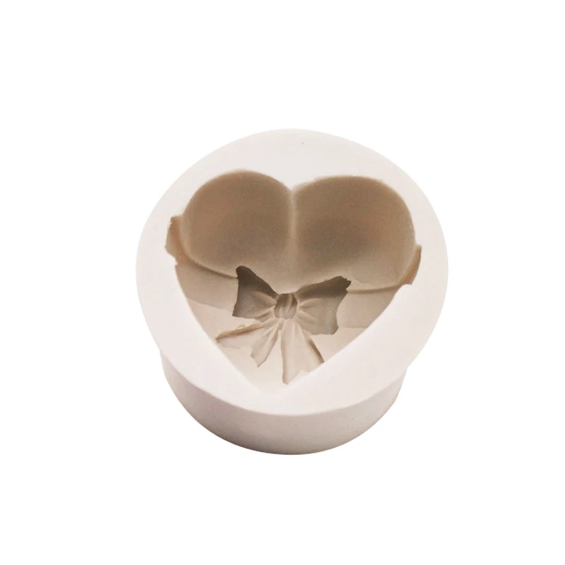 

1Pcs Heart-shaped DIY Baking Tools Multi Purpose Purple Food Grade Silicone Kitchen Supplies Reusable Soap Mold Cake Mould