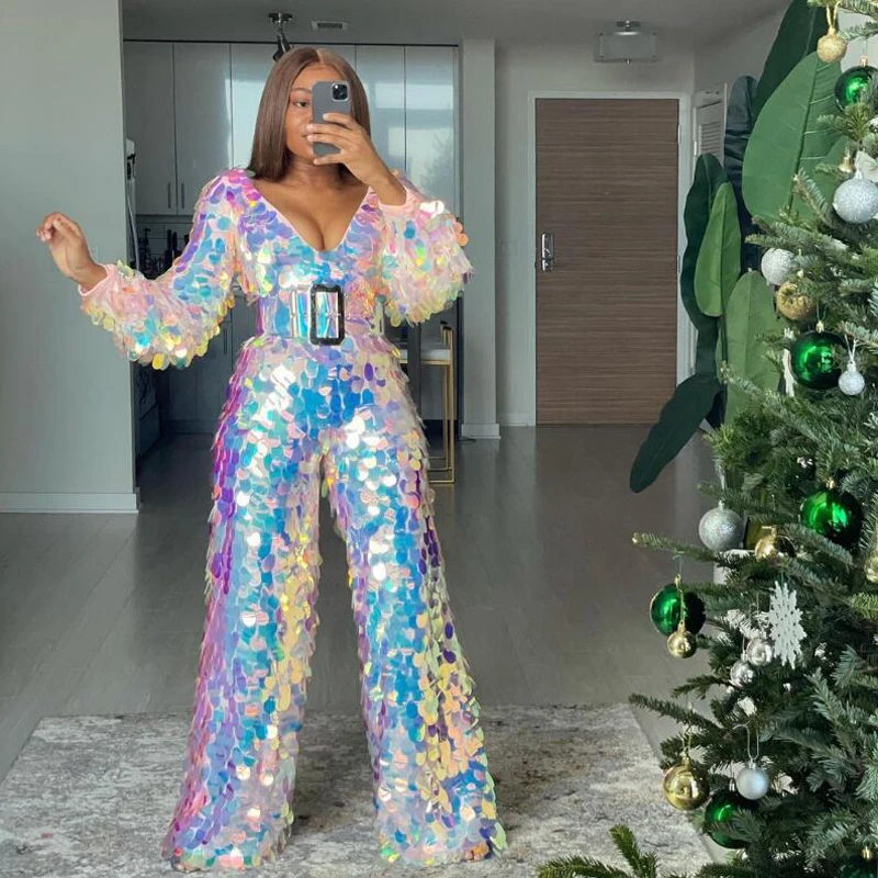 Рисунок 4 - Женский блестящий длинный комбинезон с блестками