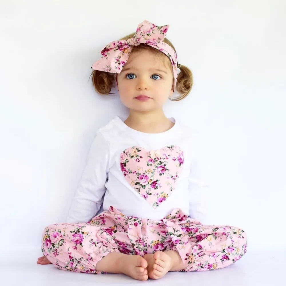 

Toddler Girls Clothing Set New Fashion Sports Suit Heart Tops Trousers Headwear 3pcs Outfit Baby Girl Clothes Kid Tracksuit 2021