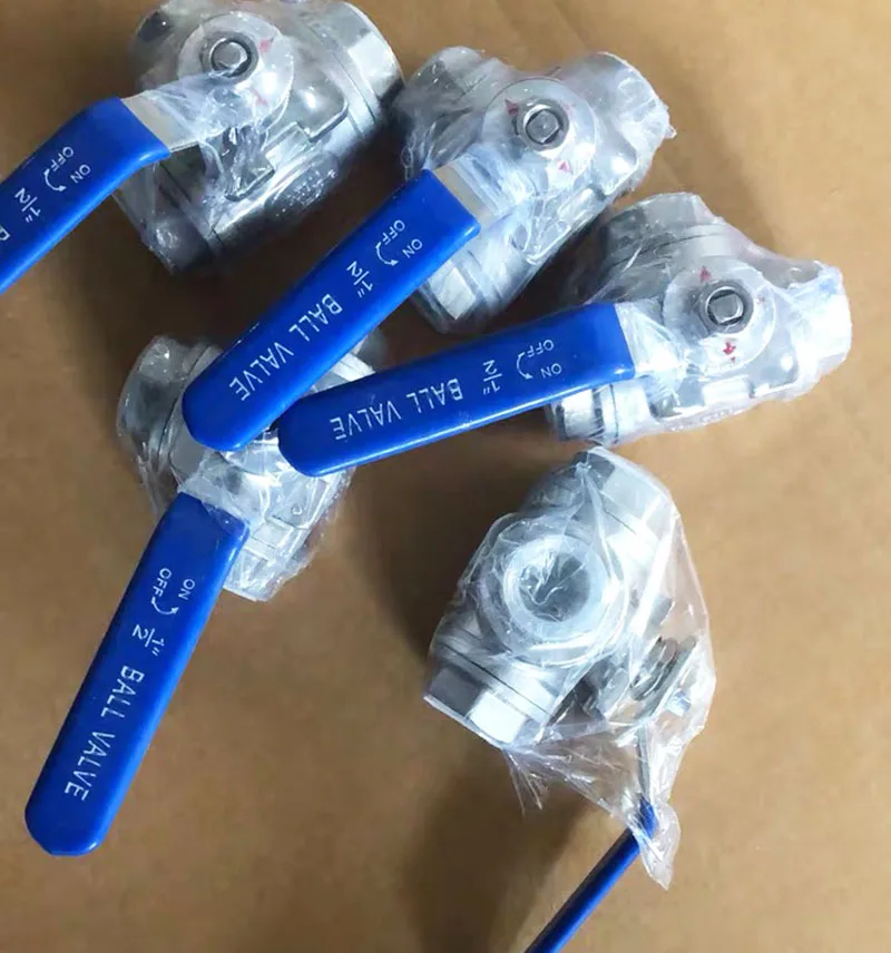 

3 Way Female SS304 Stainless Steel Type T or L Port Mountin Pad Ball Valve Vinyl Handle