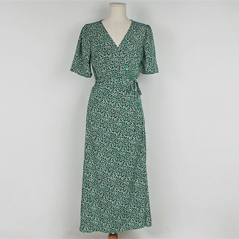 Винтажное темно-зеленое женское длинное платье с коротким рукавом v-образным