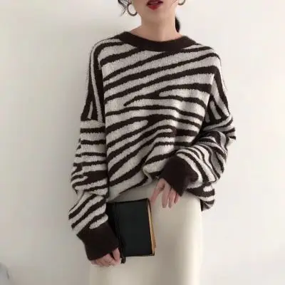 

Maihokan Oversized Sweater Women Harajuku Loose Pullovers Ladies Soft Striped Zebra Batwing Sleeve Chic Korean Tops 2020 Autumn