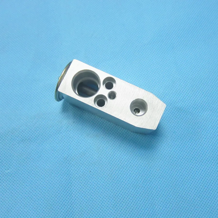 

Car accessories A/C GV9B-61-J14 air condition cooling unit expansion valve for Mazda 6 Atenza 2013-2019 GJ GL CX5 2012-2018 CX4