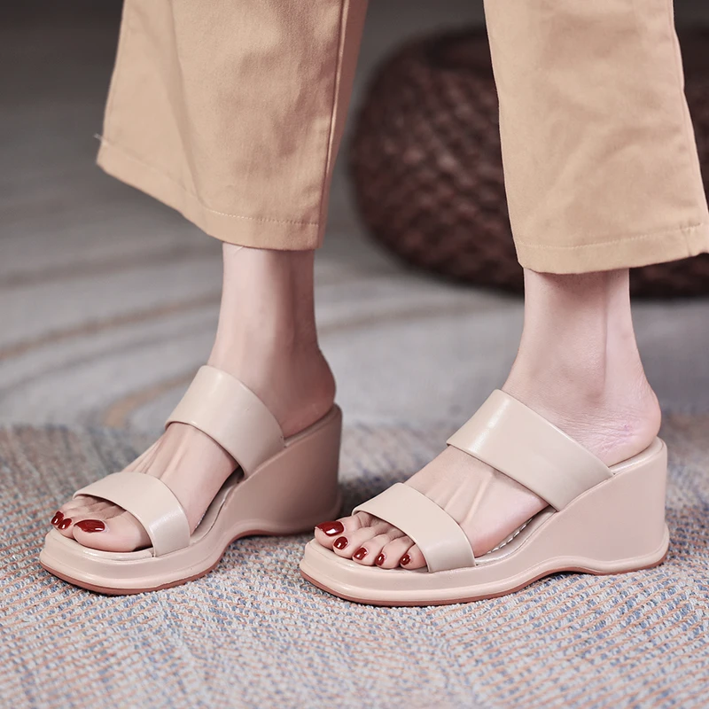 

Shoes Women House Slippers Platform Pantofle Heeled Mules On A Wedge Slides Soft 2021 High Summer PU Scandals Rome Shoes On A W