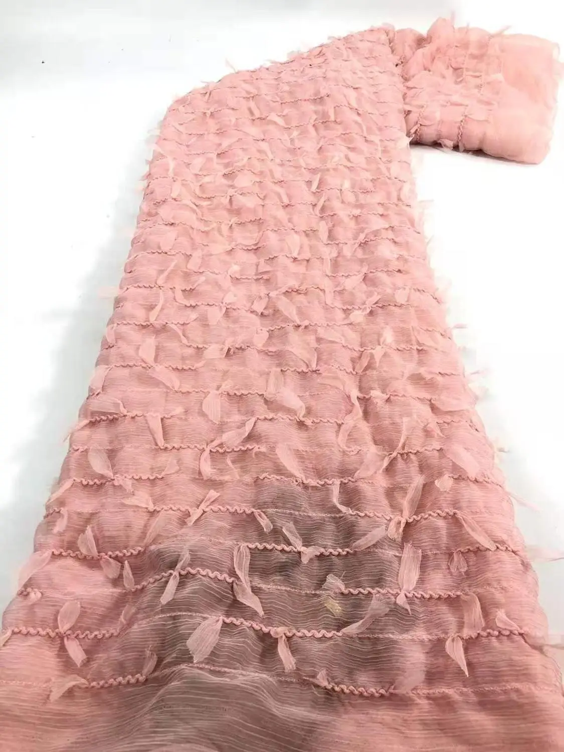 

Шифоновая вышитая кисточкой африканская ткань/французская сетчатая кружевная вышивка для вечерних платьев/юбка для вечеринки 5 ярдов