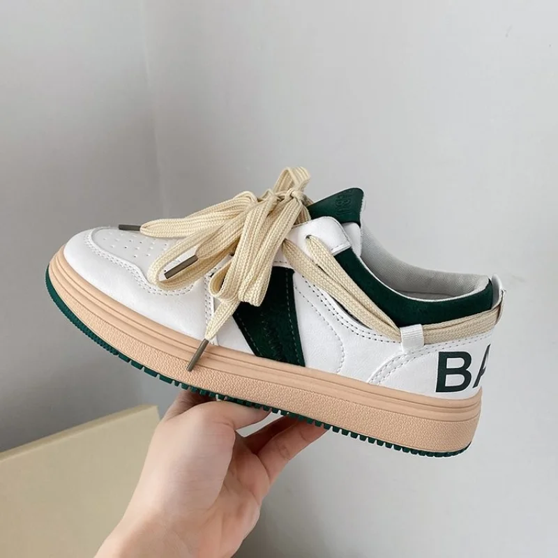 

Осенне-зимняя женская повседневная обувь женская обувь спортивная обувь на плоской подошве женская обувь на шнуровке женская короткая Ули...