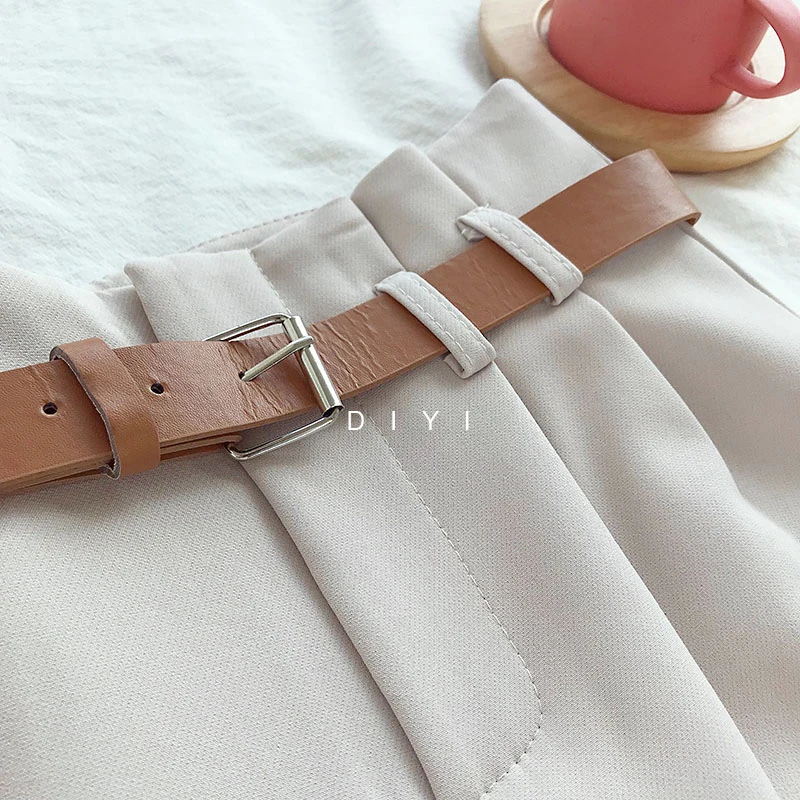 

2021 Fashion Solid High Waist Wide Leg Shorts with Belt Korean Brief Design Ol Office Short Shorts White Suit Shorts for Women