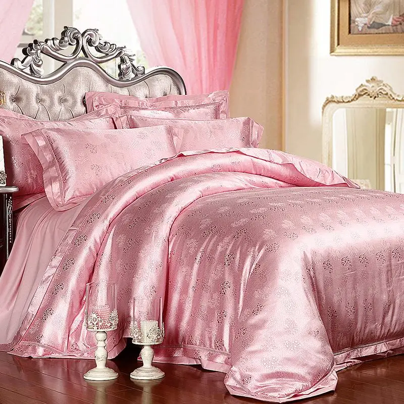 Комплект постельного белья из 45 предметов Королевский синего и золотого цвета