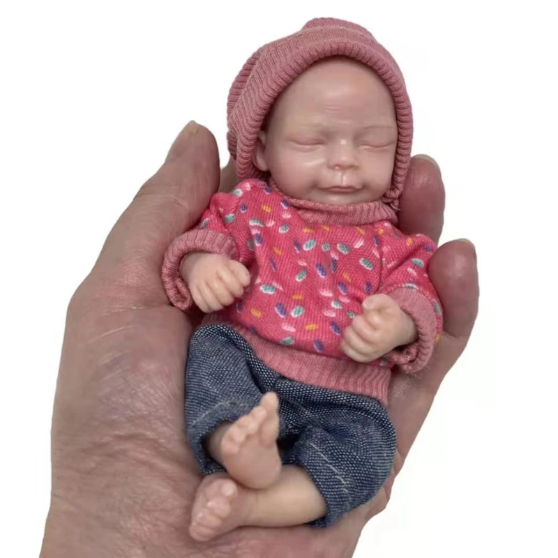 

Mini 6inches Simulated Infant Doll Xmas Gift Sleeping Doll Interactive Toy Infant Gift for Baby New Year Relax Toy