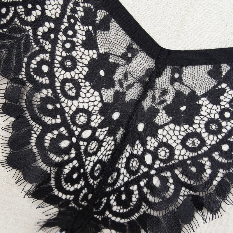 

Low-waist Panties Women Sexy White Lace Underwear Thong Female G String Breathable Lingerie Temptation Embroidery