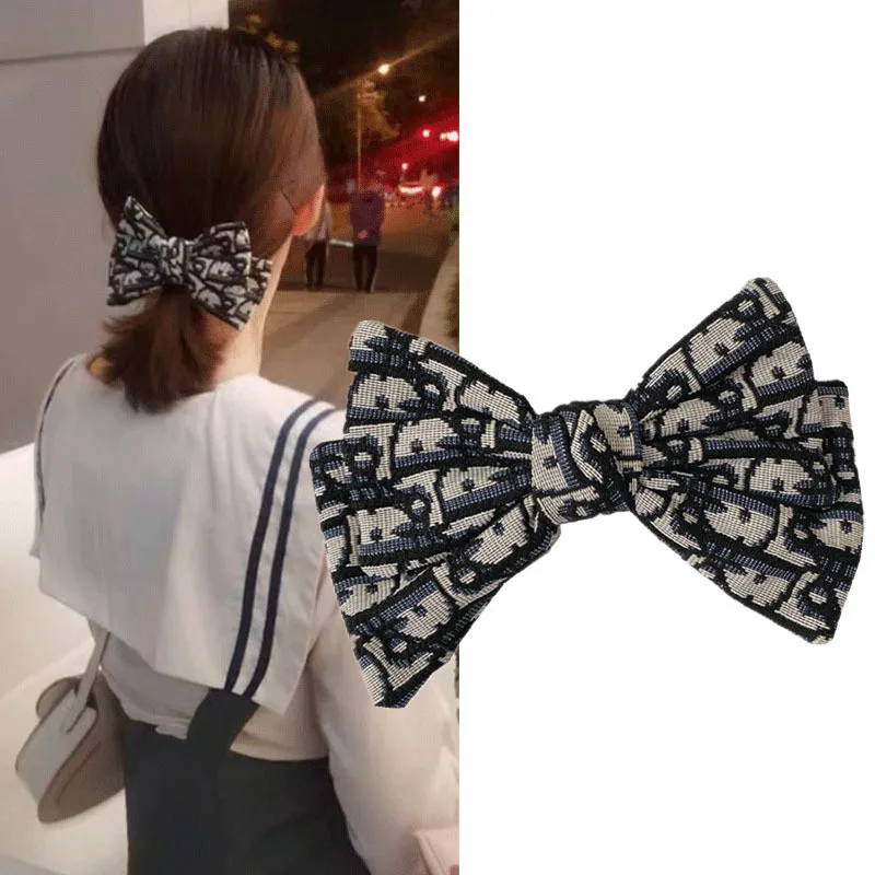 

Big Bow Hairpin Korean Wild Net Red Aitist Same Paragraph D Letter Retro Hairpin Top Clip Hair Accessory