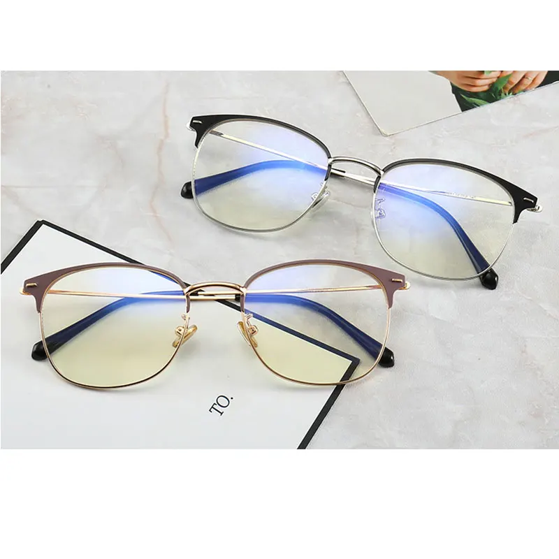 Очки унисекс с защитой от сисветильник фотохромизм в сером цвете компьютерные