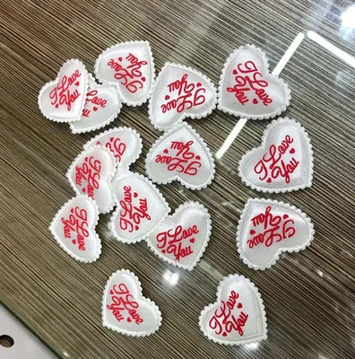

100/200pcs Love Heart Shaped Sponge Petal for Wedding Decorative Handmade DIY Petals Birthday Anniversary Wedding Party Supplies
