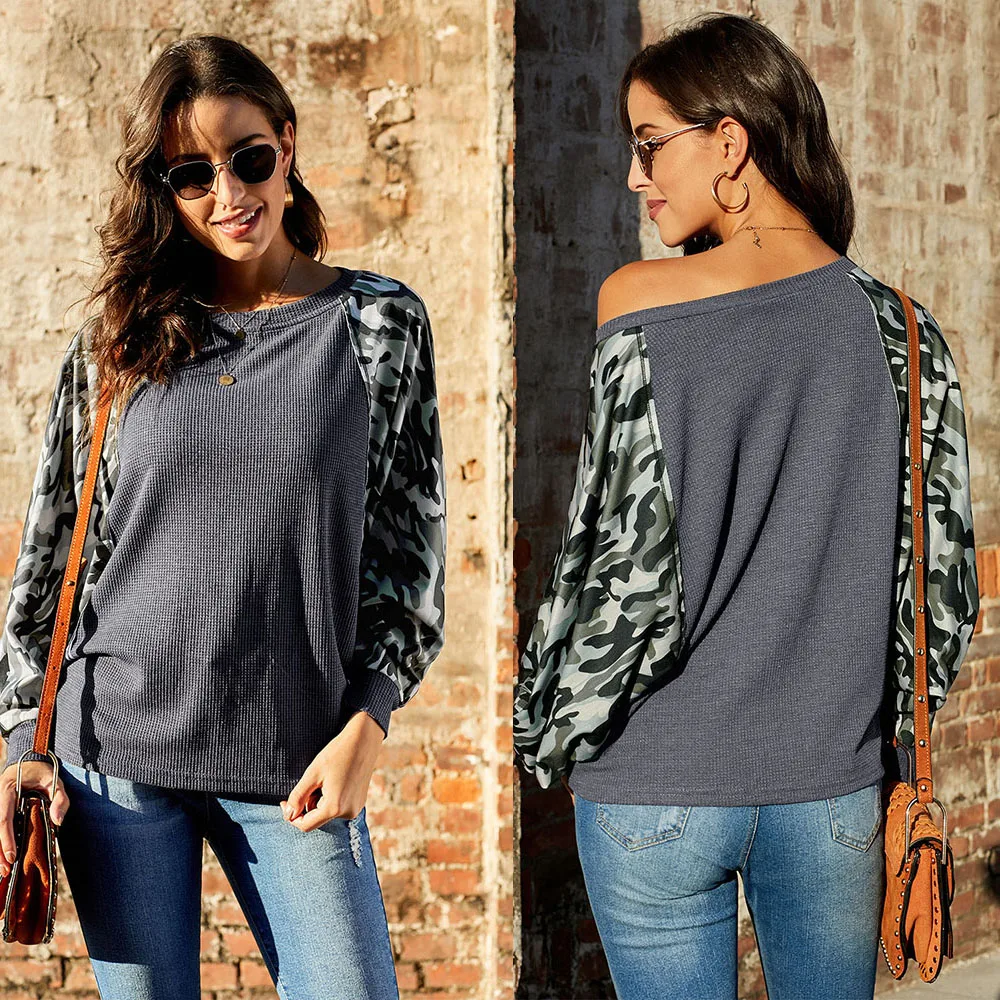 Свитшот женский осенне-весенний с камуфляжным принтом и рукавами летучая мышь |