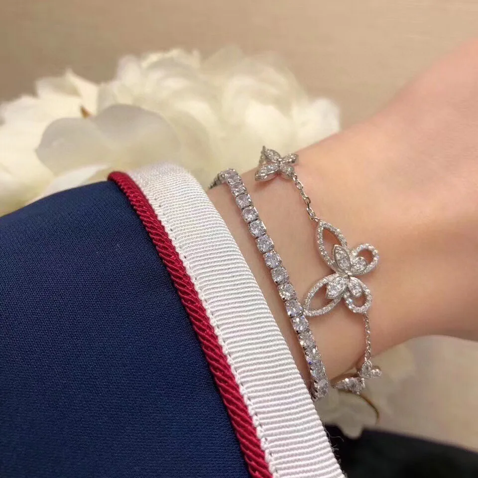 

Женский браслет из серебра 925 пробы, с бабочкой и бриллиантами