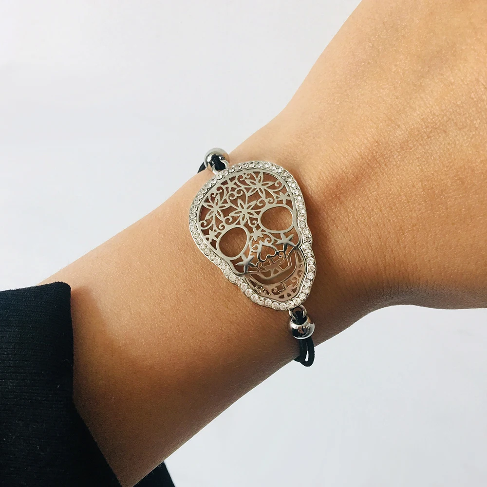 

Tendy Hollow Skull Charm Bracelets Bangles For Women Elastic Adjustable Bracelet Femal Gothic Gold Jewelry Couples Gifts 2021