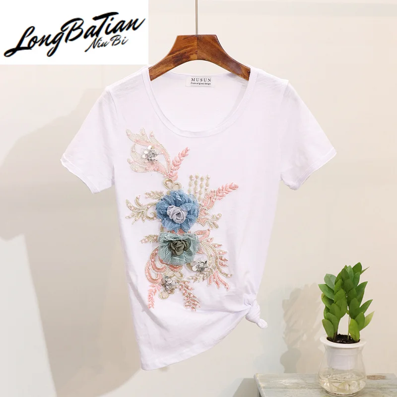 Женский джинсовый брючный костюм футболка с коротким рукавом и вышитыми цветами