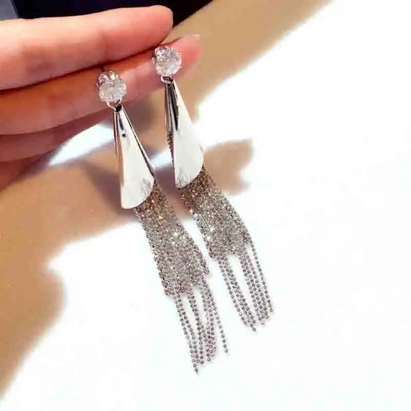 

Korean Luxury Gold Long Geometric Metal Tassel Zircon Dangle Earrings For Women Party Wedding Jewelry Bijoux Gifts Statement