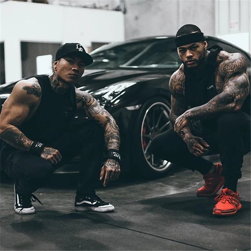 Майка Мужская Спортивная быстросохнущая с капюшоном и | одежда