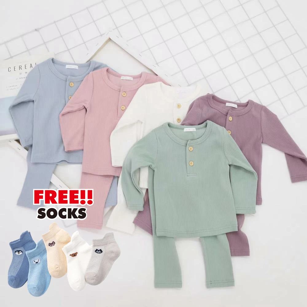 Детские пижамы в рубчик для мальчиков и девочек комплекты из топа брюк малышей