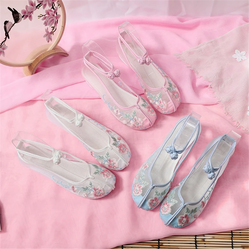 

Traditional Chinese Hanfu Shoes Women Folk Dance 17Colors Floral Embroidery Fairy Mesh Fabric Oriental Style Performance Outfits