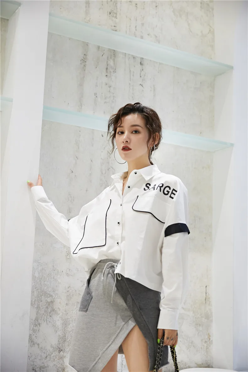

2021 Spring Women Shirts Loose Oversized Irregular white letter print Blouses Female Tops Pockets New Lapel Long Sleeve Fit Fash