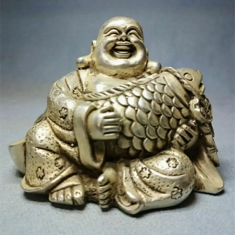 

Коллекционируемые предметы интерьера для великолепные Мяо серебряная резьба Будда держит Рыба нежная счастливый Майтрея Статуя Талисман ...
