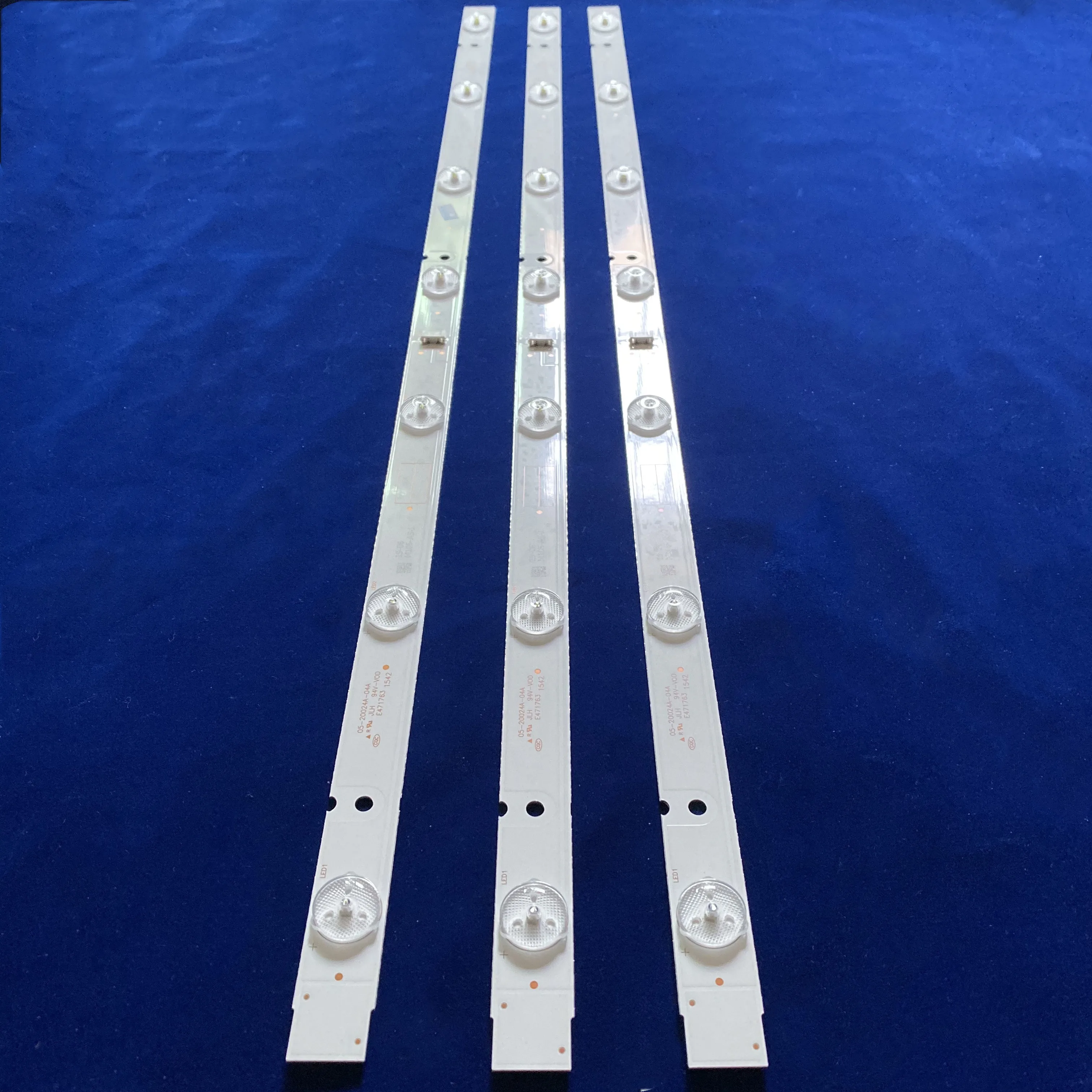 Новые 3 шт/комплект светодиодный подсветка полосы 5800-W32001-3P00 05-20024A-04A для LC320DXJ-SFA2 32HX4003 7 светодиодный 607 мм