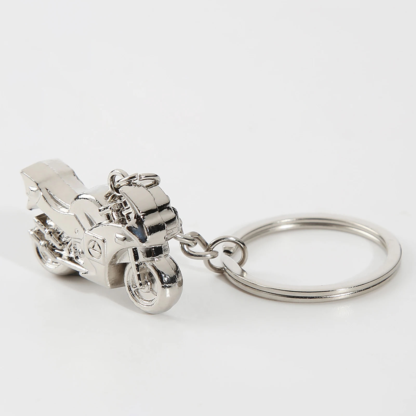 

New Metal Motorcycle Key Ring Keychain Ring Cute Creative Gift Sports Keyring Gift Store key chain Car Bag Key Rin