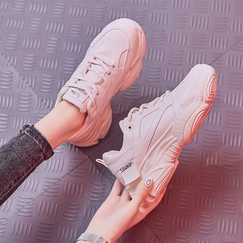 Новинка 2019 кожаная спортивная обувь дышащая Осенняя белого цвета для папы летняя