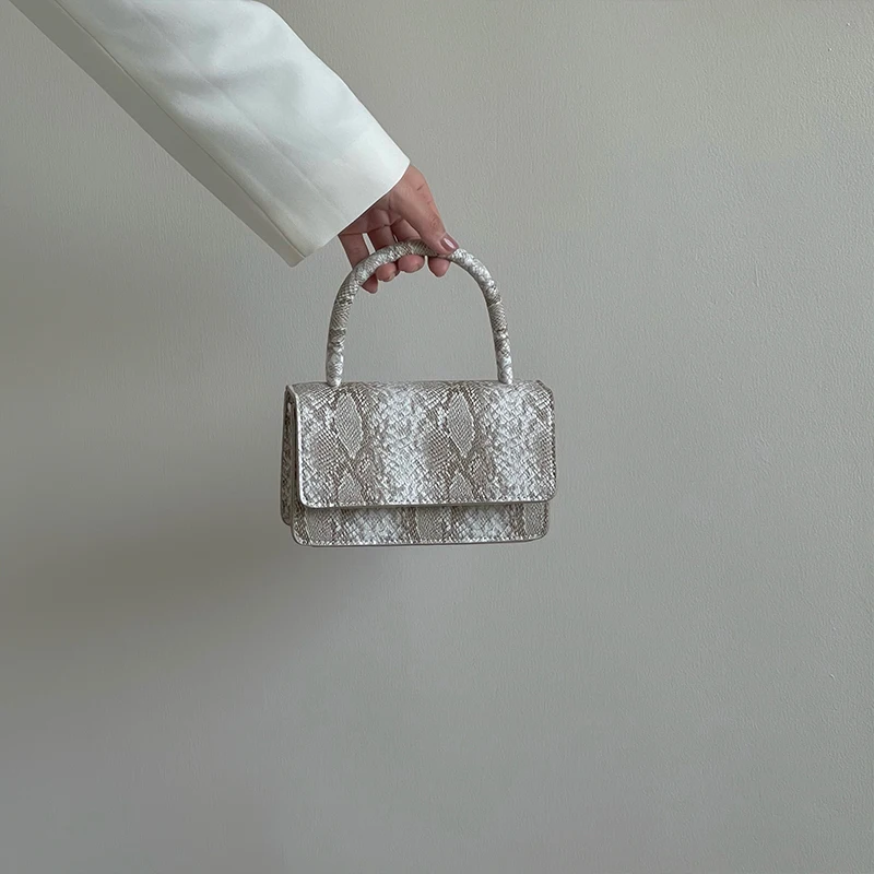 

Fashion Serpentine Pattern Ladies Chain Messenger Bags PU Leather Women Small Square Shoulder Bag Elegant Female Purse Handbags