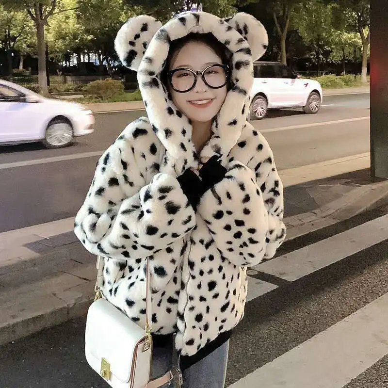 Fashion Sweet and Soft Thick Warm Jacket Women Streetwear Faux Fur Leopard Print Spotted Hooded Bear Ear Cute Plush Jacket