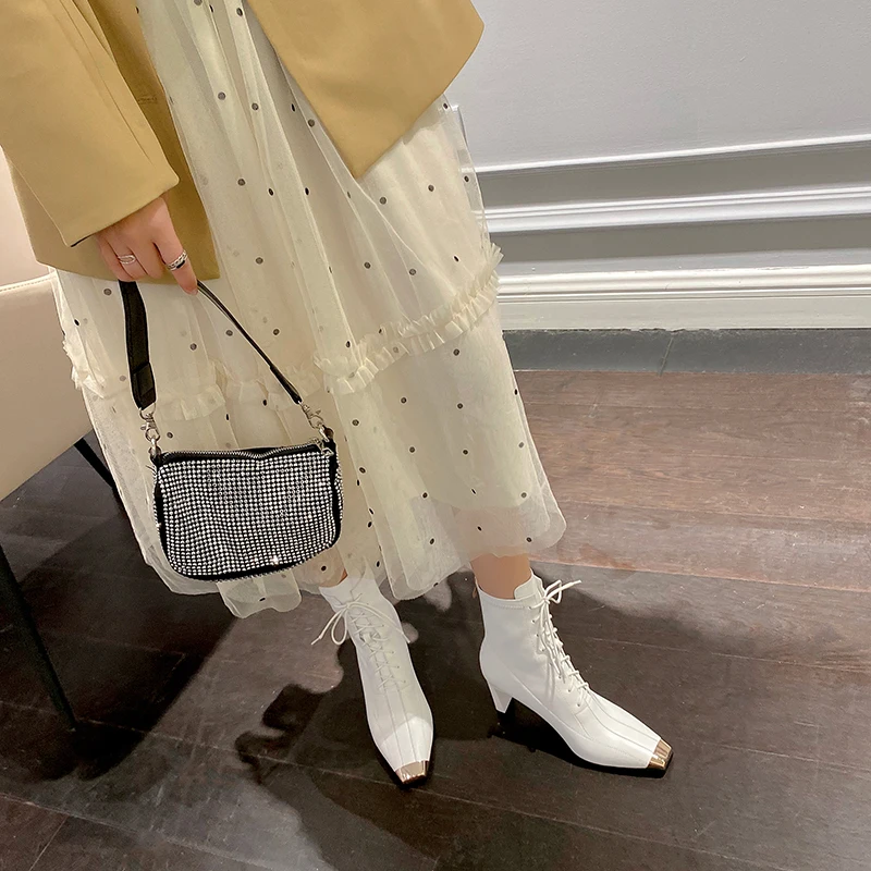 

2020 spring and autumn new thick heel all-match leather short Martin boots women's square toe sexy single boots X362