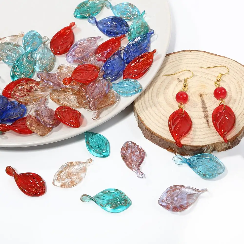 Подвеска в виде листьев из драгоценных камней | Дом и сад