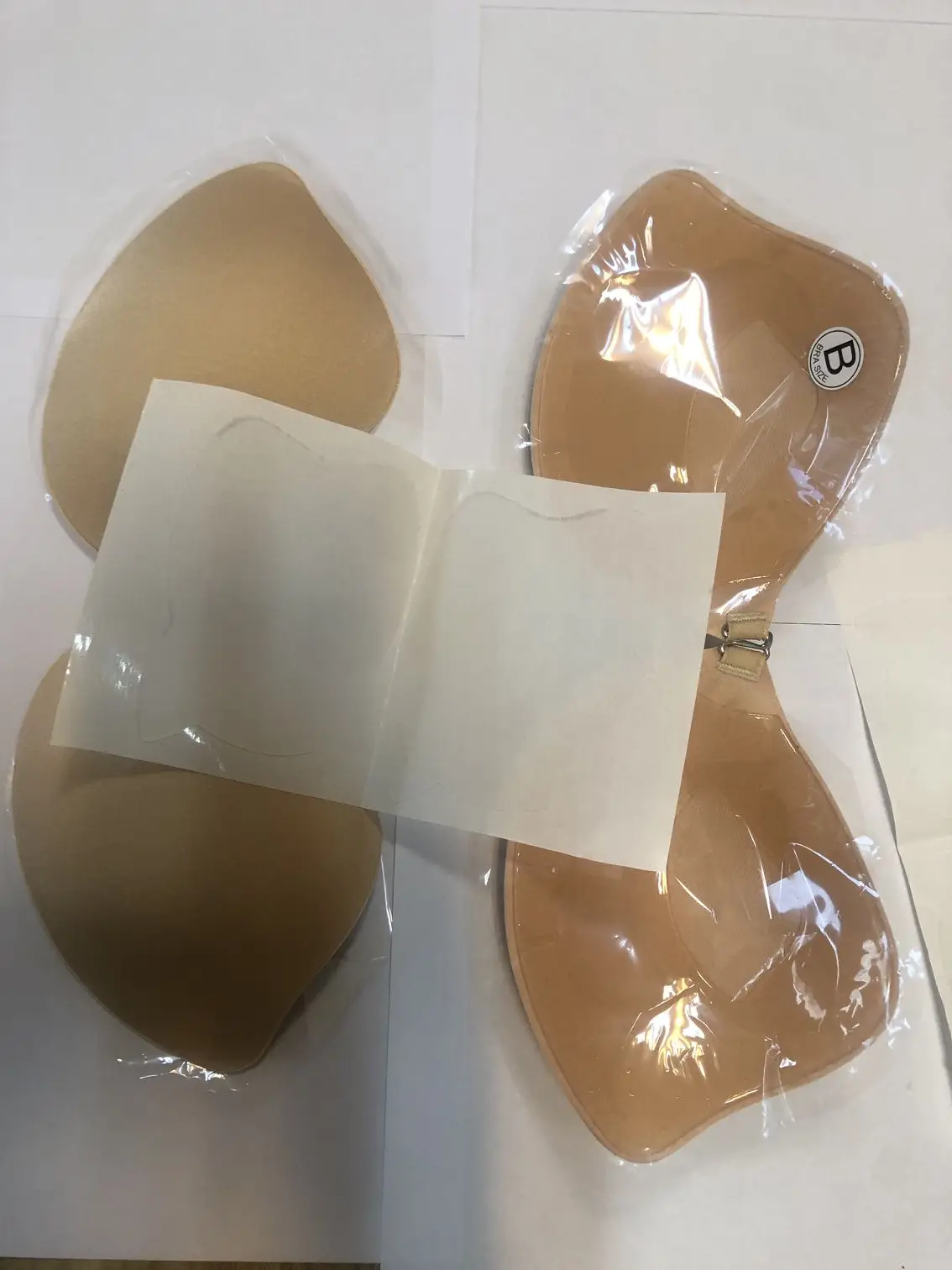 Women's Invisible Bra Seamless Push Up Silicone Self-Adhesive Front Closure Strapless Breast Lift Tape for Celebrate Tube Dress