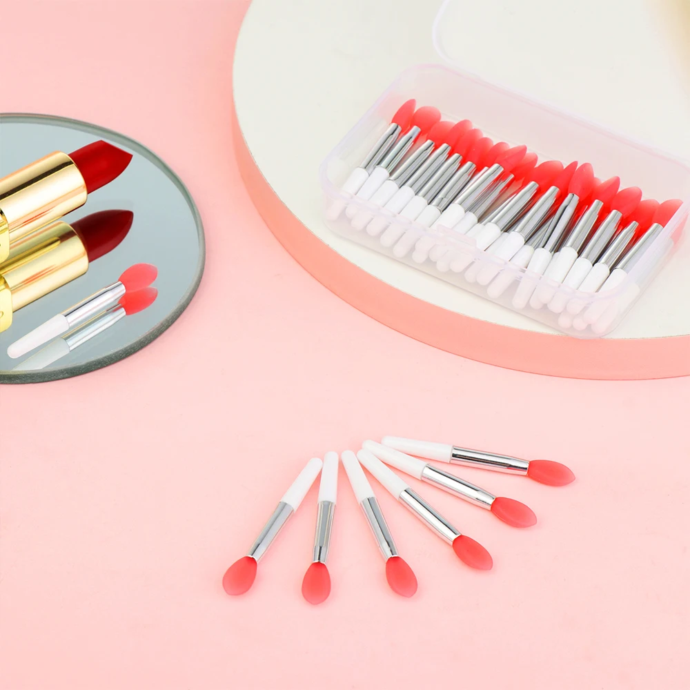 

With 1 Lip Film Brush Dust-proof Cover Exfoliating Lipstick Brush Lipstick Brush Set Silicone Lip Brush Creative