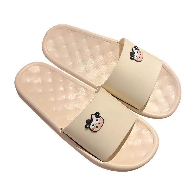 

Женские летние сандалии и тапочки txnn, новинка, домашняя и уличная одежда, Симпатичные сандалии и тапочки на толстой подошве с мультяшным рис...