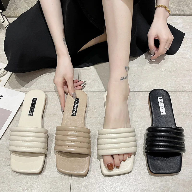 

Flat Shoes Female Summer Clogs Woman Ladies' Slippers Platform Pantofle Luxury Slides Beach 2021 Designer Basic Rubber Fashion