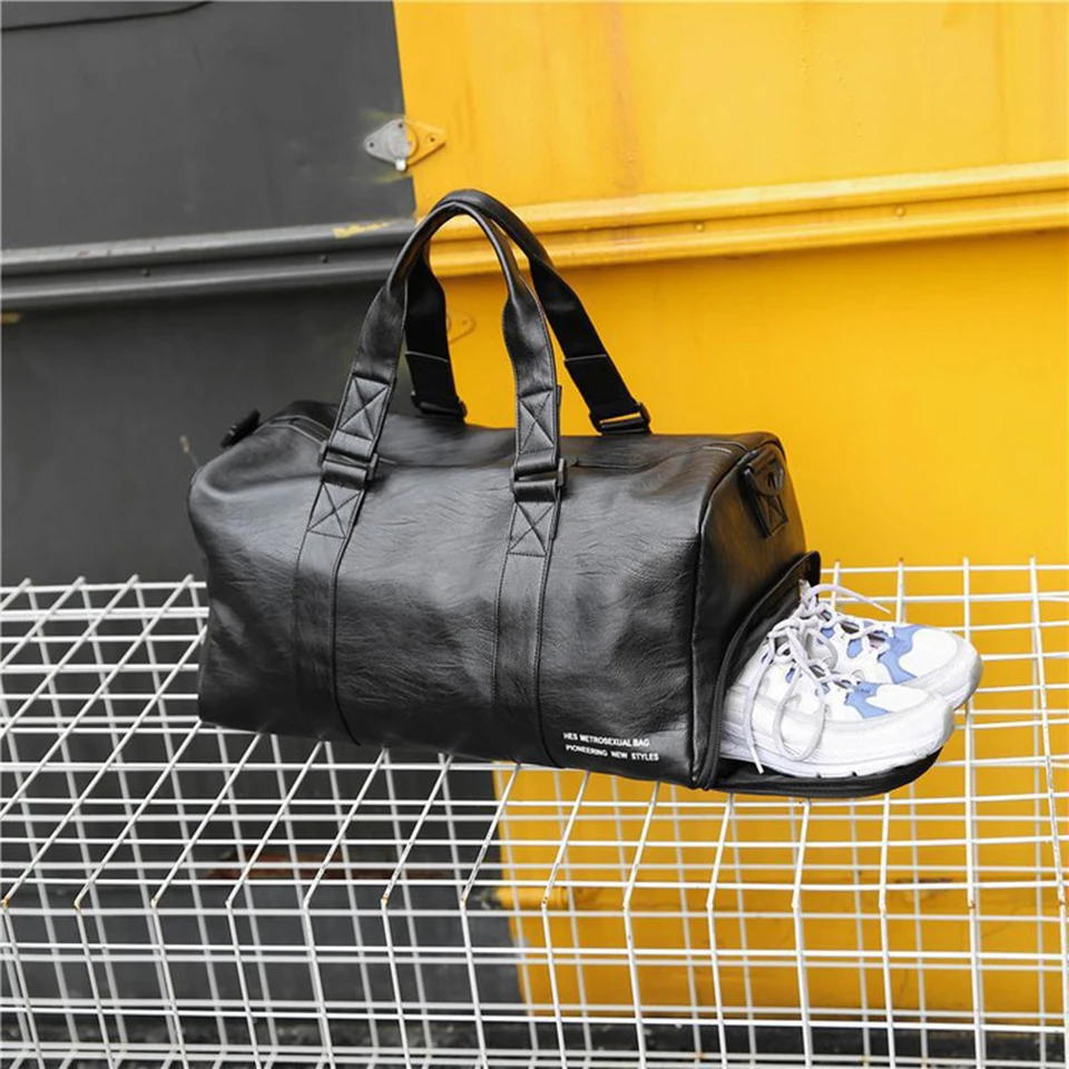 Мужская сумка черная водонепроницаемая вместительная многофункциональная