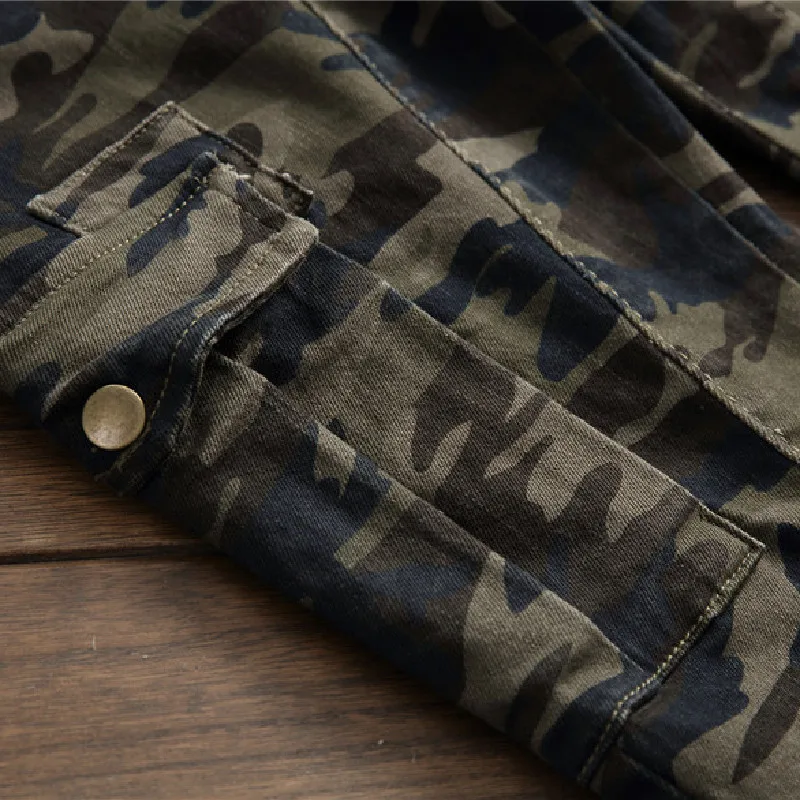 

Men New Camouflage printed Hip hop Straight Jeans Fashion Multi-pocket High street Slim Male Casual Denim Trousers