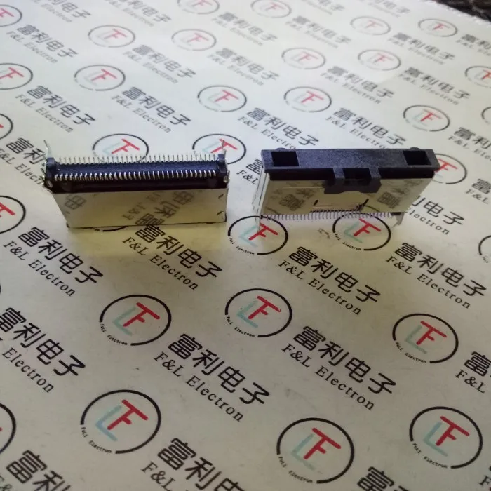 

2pcs/lot 757840332 75784-0332 0757840332 68P Connector